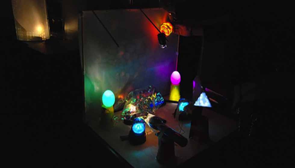 L'Alternativa Activities - Workshop: Creating Luminous Toys